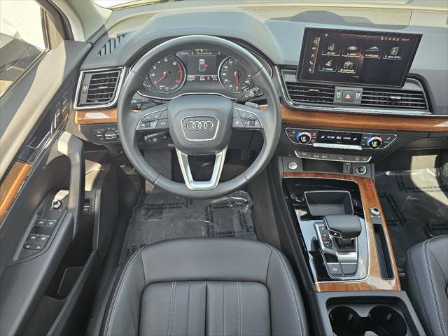 Used 2023 Audi Q5 2.0T Premium AWD/4WD image 5