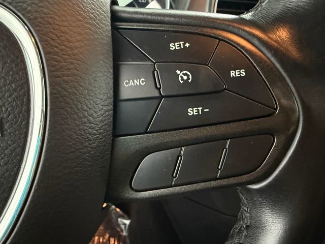 Used 2023 Dodge Charger SXT RWD image 11