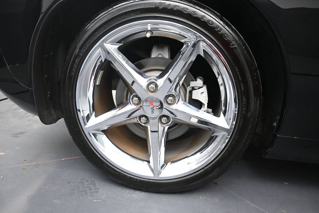 Used 2011 Chevrolet Corvette Convertible w/ Preferred Equipment Group RWD image 31