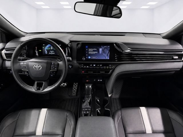 Used 2026 Toyota Camry SE FWD image 21