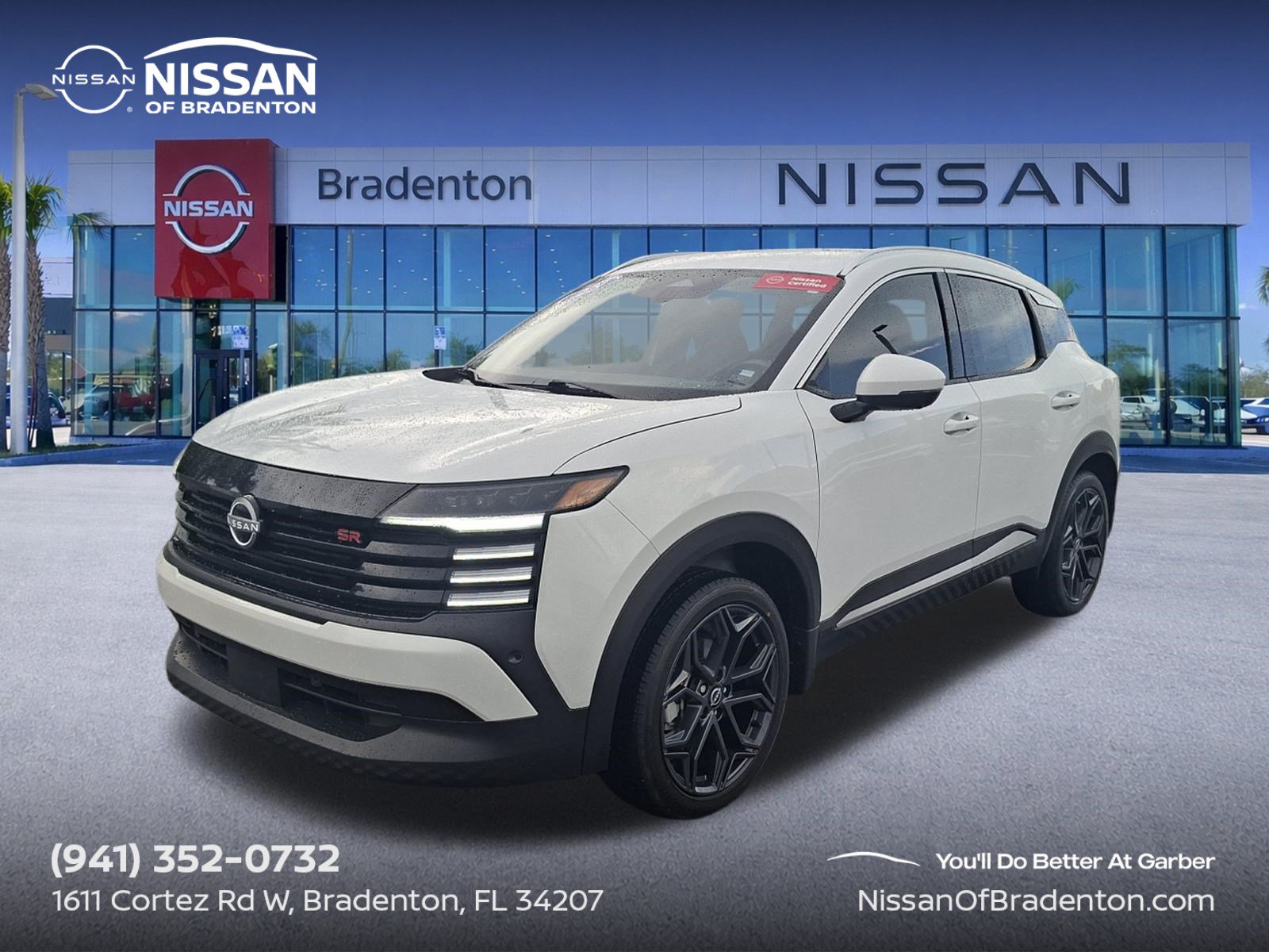 Used 2025 Nissan Kicks SR FWD image 1