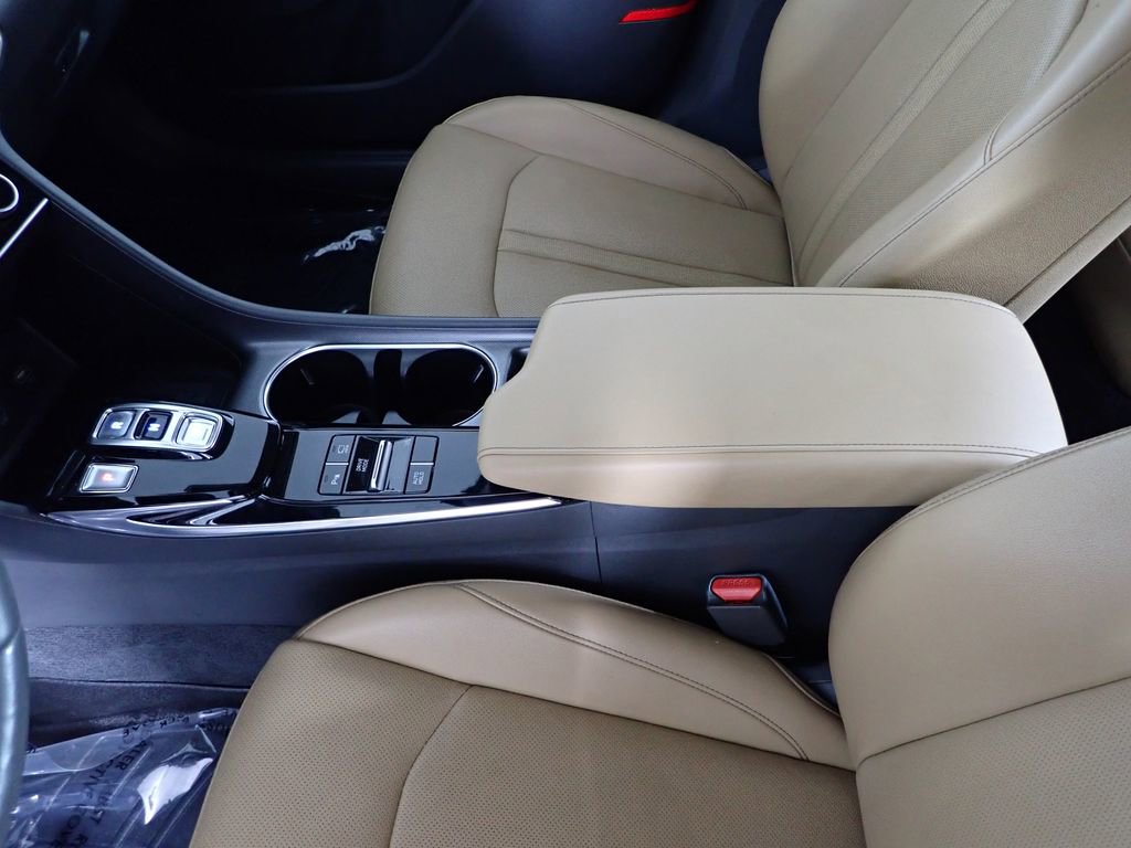 Used 2020 Hyundai Sonata Limited FWD image 34