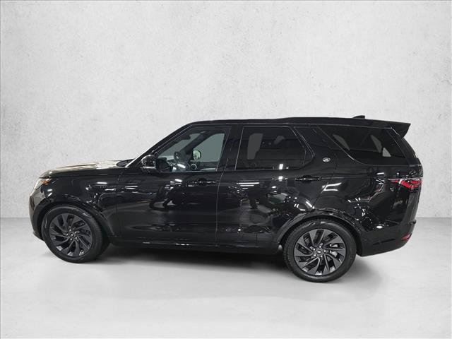 Used 2024 Land Rover Discovery Dynamic SE AWD/4WD image 7