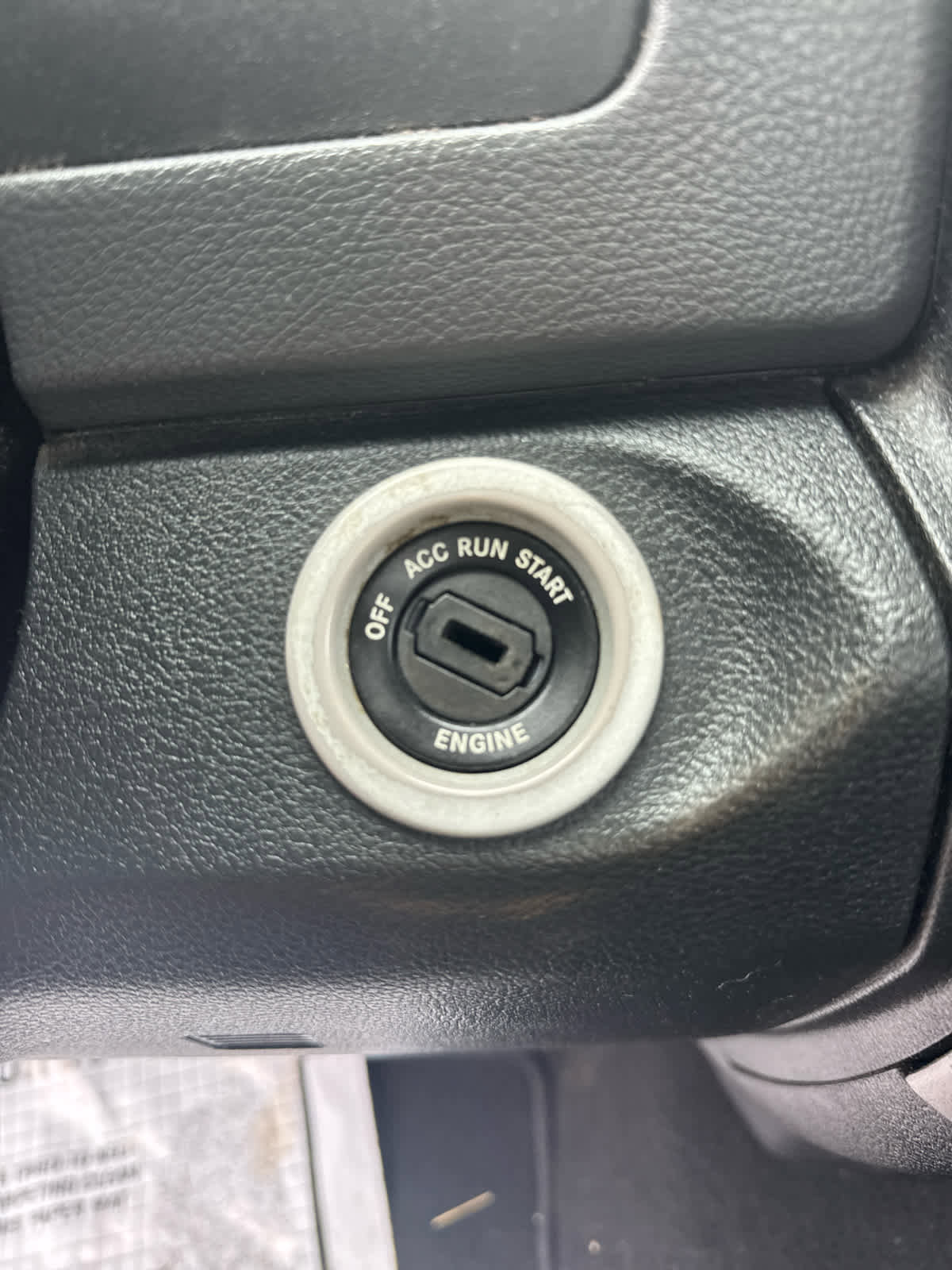 Used 2015 RAM 1500 Express image 19