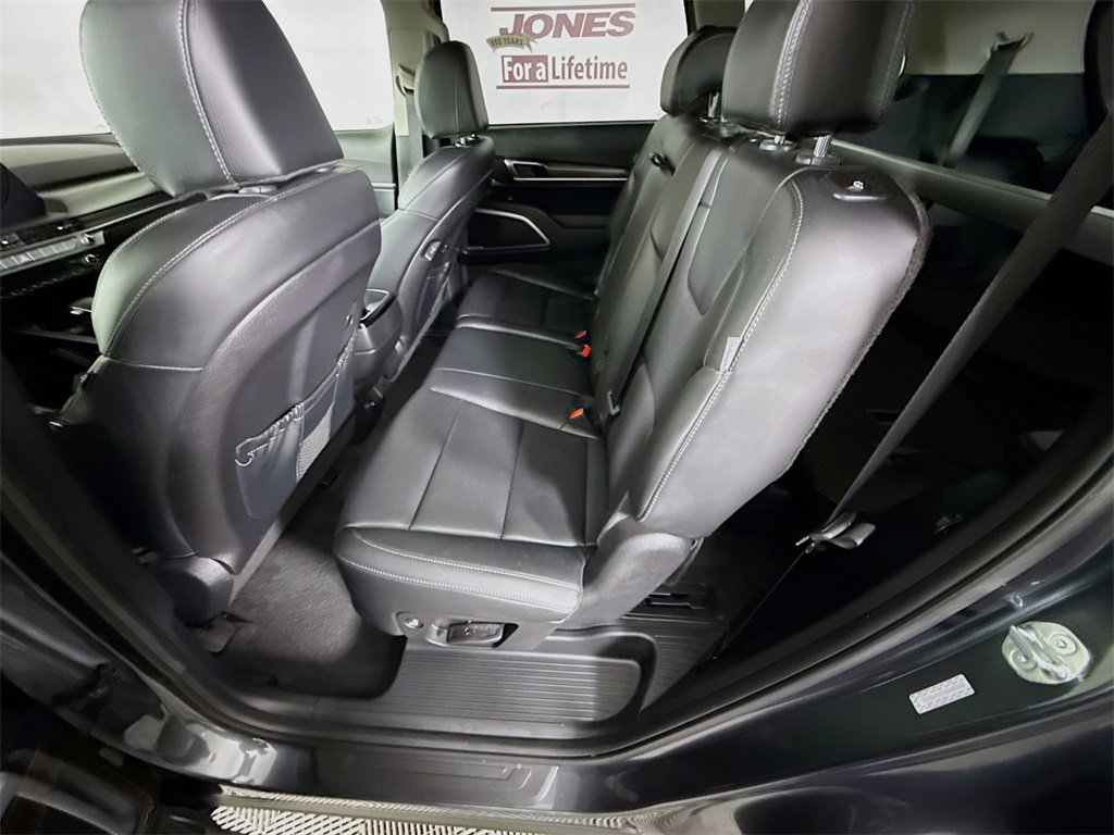Used 2024 Kia Telluride LX image 28
