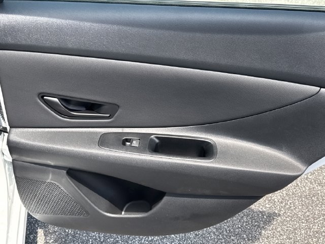 New 2026 Hyundai Elantra Sport FWD image 18