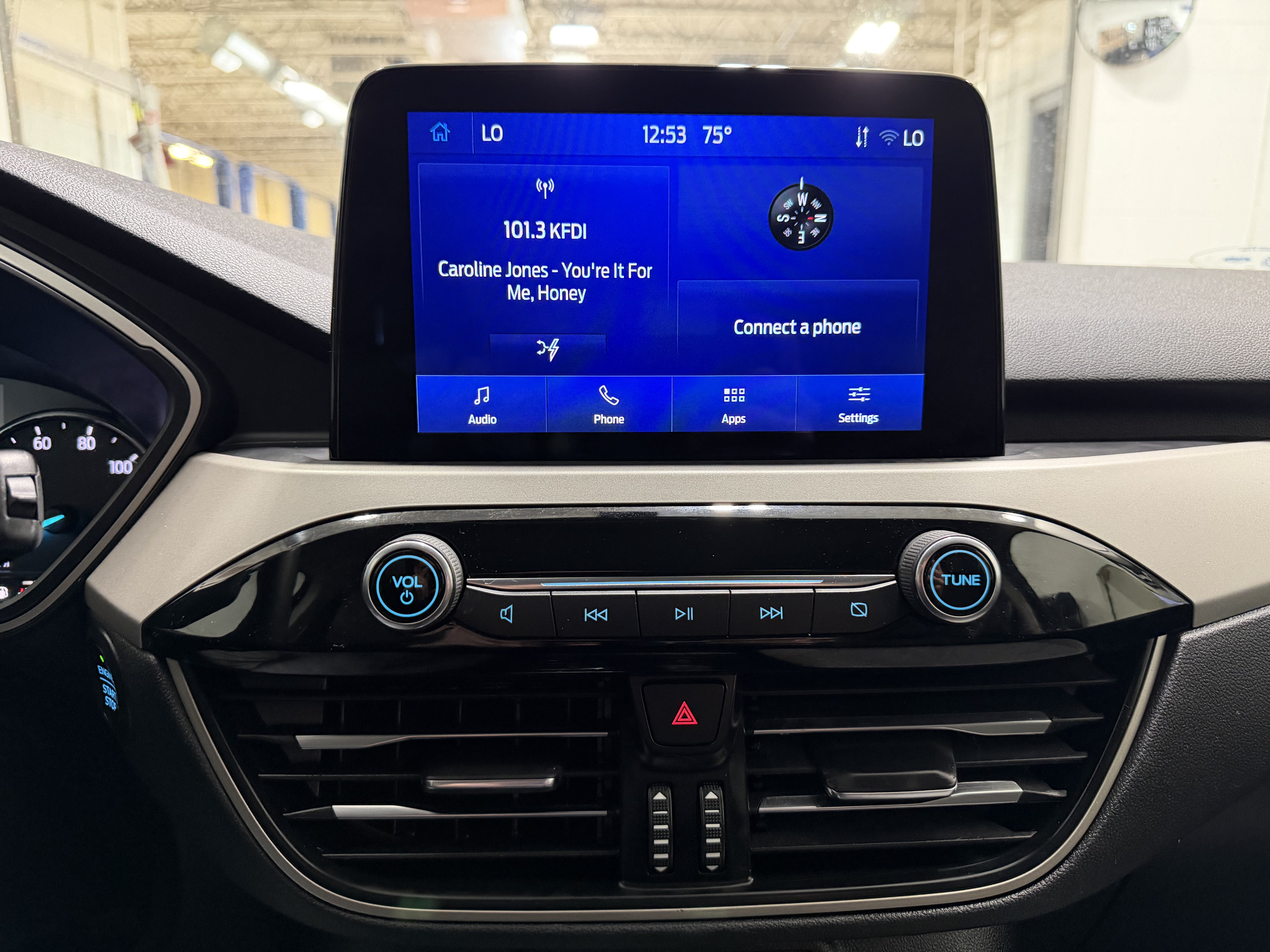 Used 2022 Ford Escape SE FWD image 15
