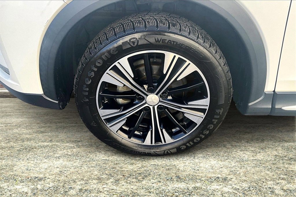 Used 2018 Mitsubishi Eclipse Cross AWD image 33