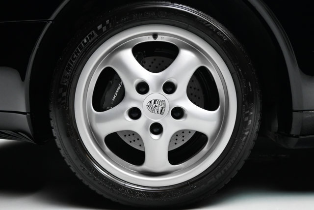 Used 1995 Porsche 911 Carrera RWD image 5