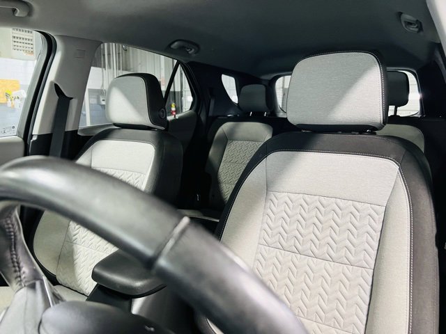 Used 2022 Chevrolet Equinox LT image 2