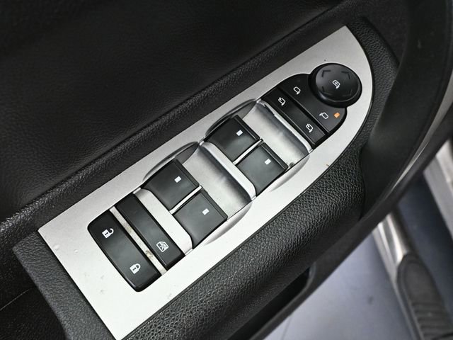 Used 2009 Chevrolet Silverado 1500 LT w/ Power Pack Plus AWD/4WD image 18