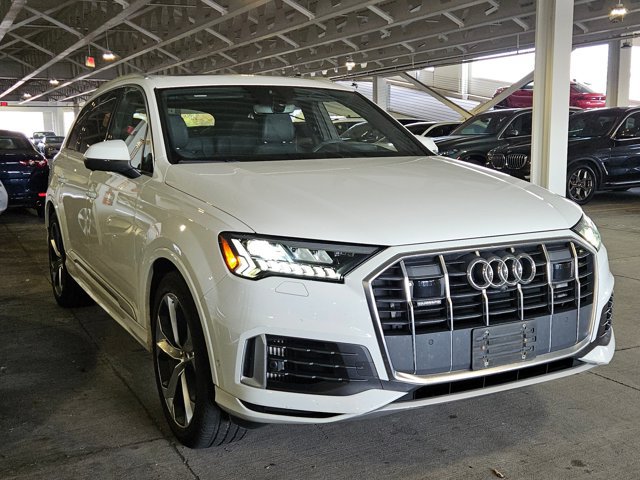 Used 2022 Audi Q7 3.0T Prestige AWD/4WD image 3