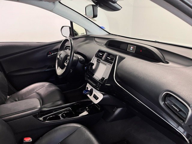 Used 2017 Toyota Prius Four FWD image 11