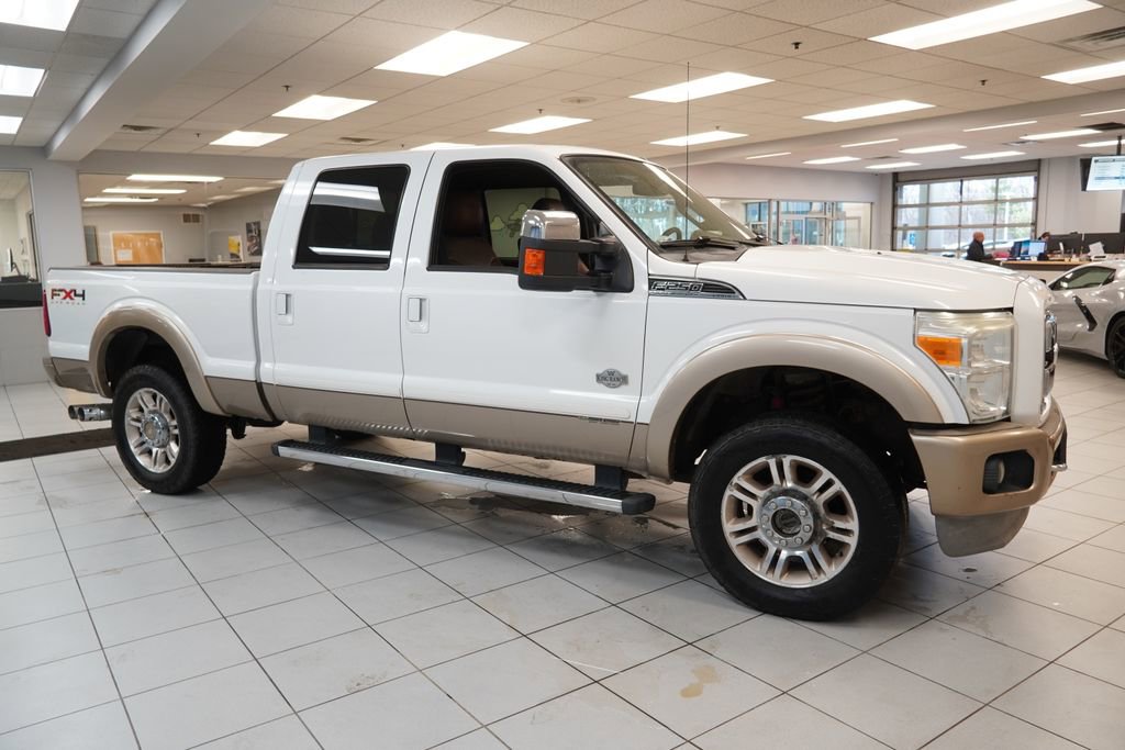 Used 2011 Ford F250 King Ranch w/ King Ranch w/Chrome Pkg image 13