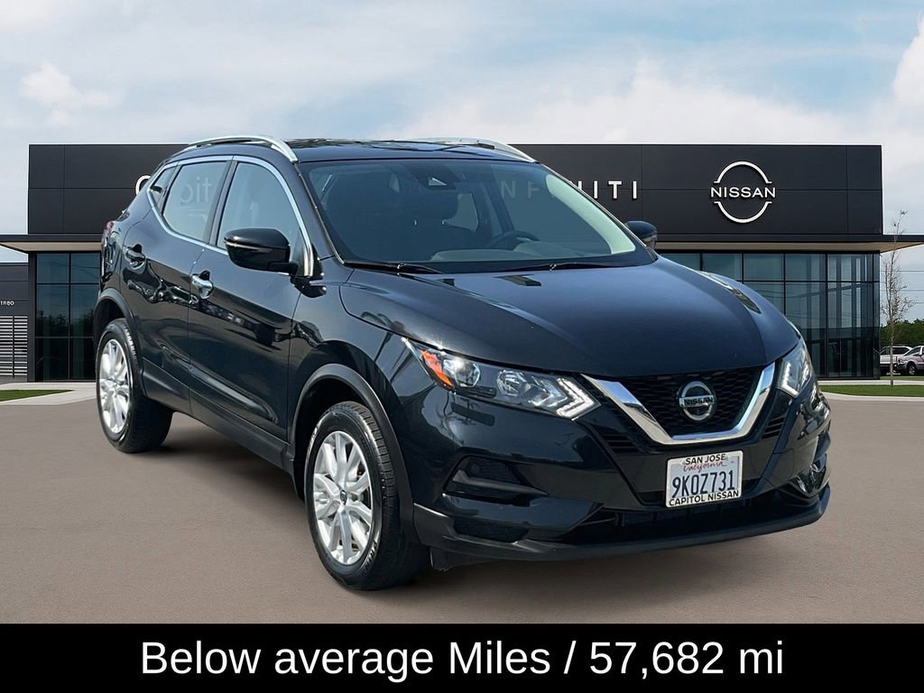 Used 2020 Nissan Rogue Sport SV image 3