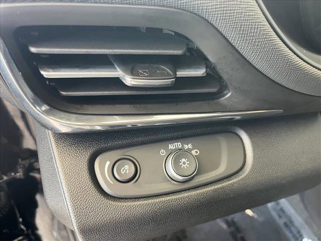 Used 2025 Buick Envista Preferred image 18