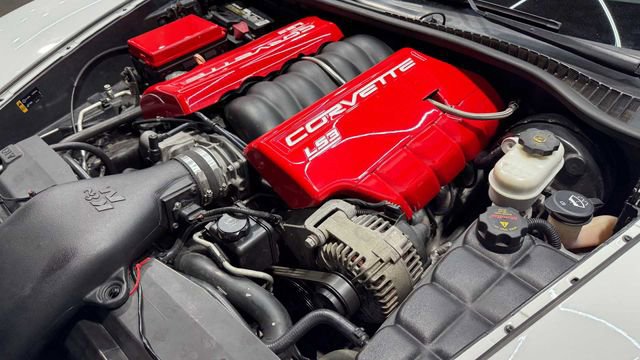 Used 2013 Chevrolet Corvette Convertible image 31