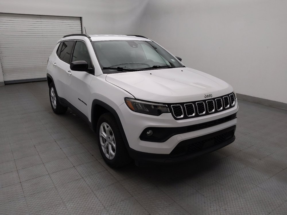 Used 2024 Jeep Compass Latitude AWD/4WD image 13