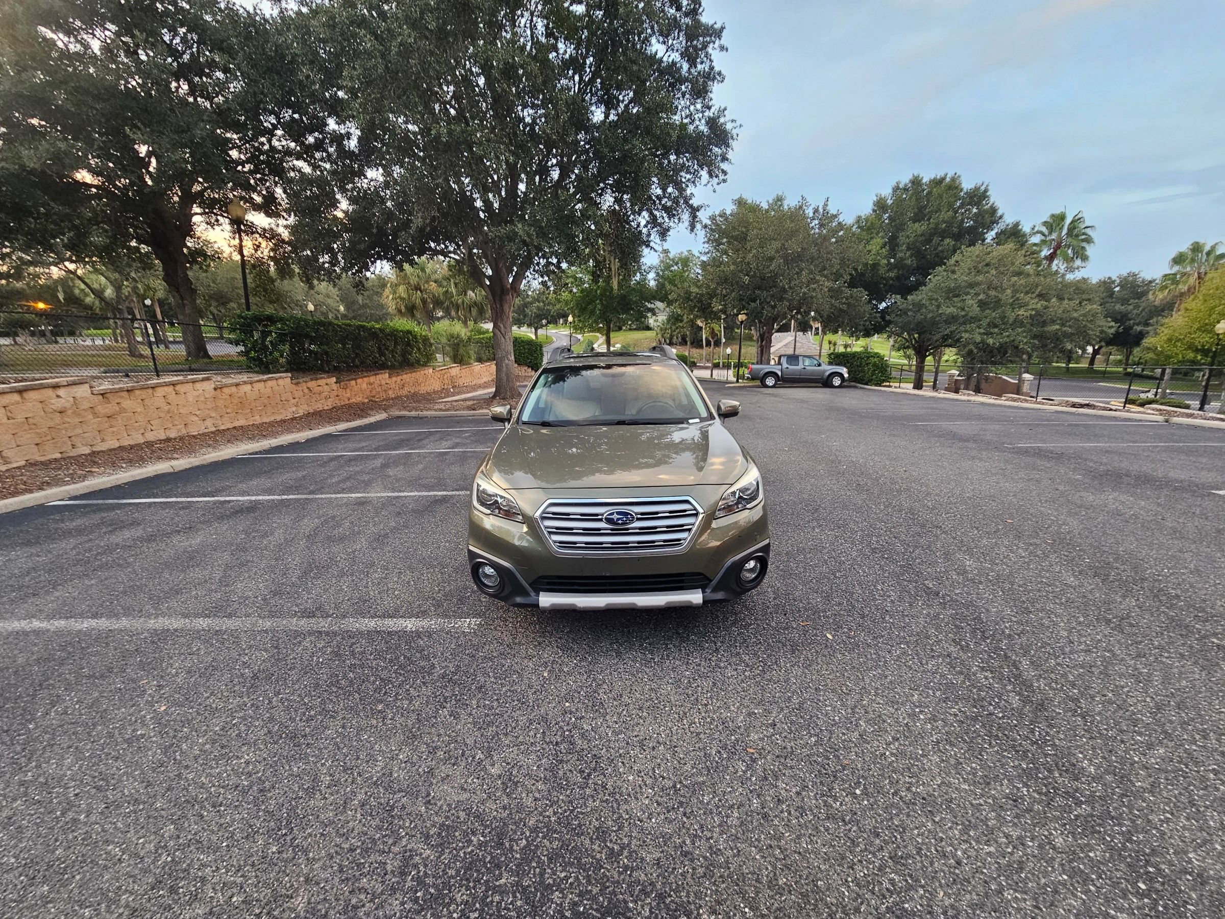 Used 2015 Subaru Outback 2.5i Limited AWD/4WD image 9