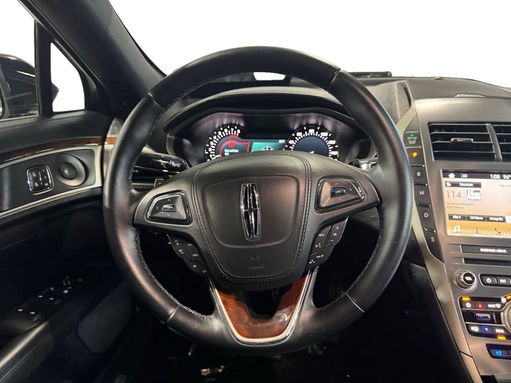 Used 2018 Lincoln MKZ Reserve w/ Magnetic Appearance Package AWD/4WD image 17