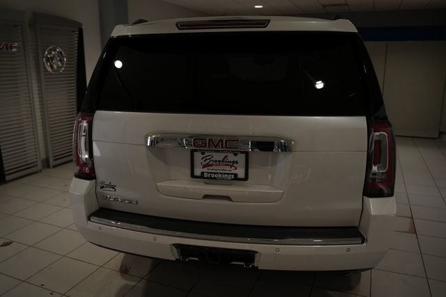 Used 2016 GMC Yukon Denali w/ Open Road Package image 8
