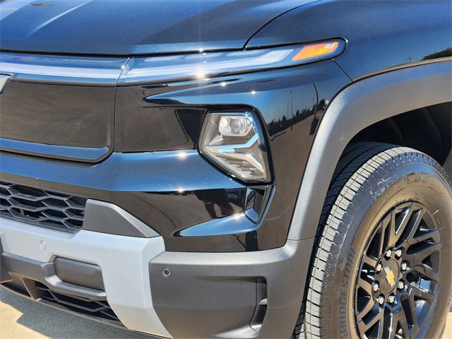 New 2026 Chevrolet Silverado EV LT image 8