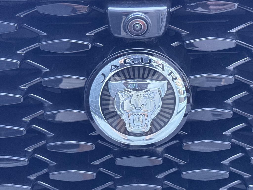 New 2026 Jaguar F-PACE R-Dynamic S AWD/4WD image 10