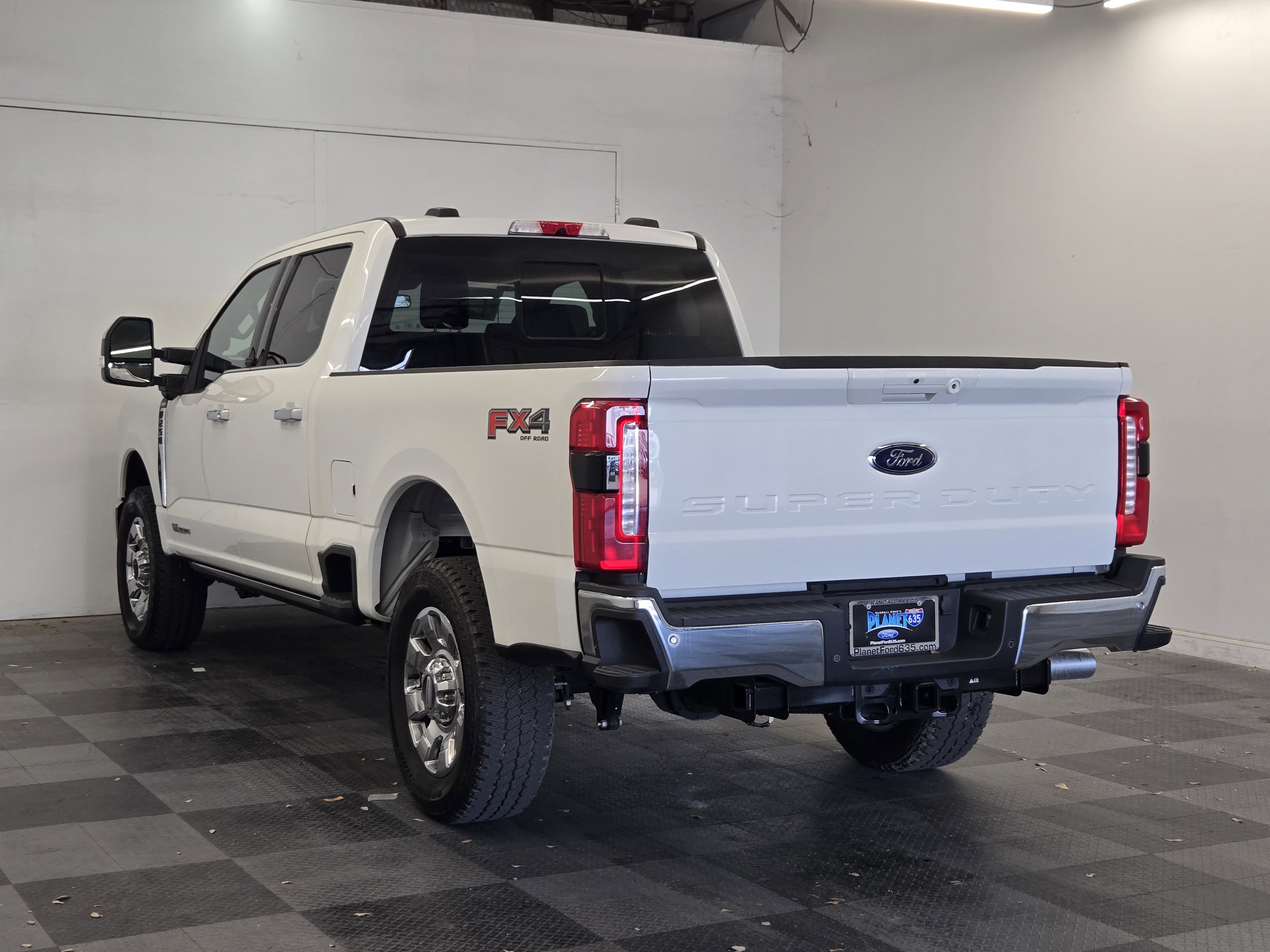 Used 2025 Ford F250 Lariat w/ Lariat Ultimate Package image 7