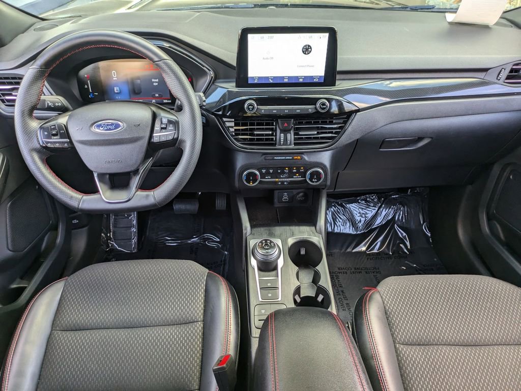 Used 2025 Ford Escape ST-Line image 24