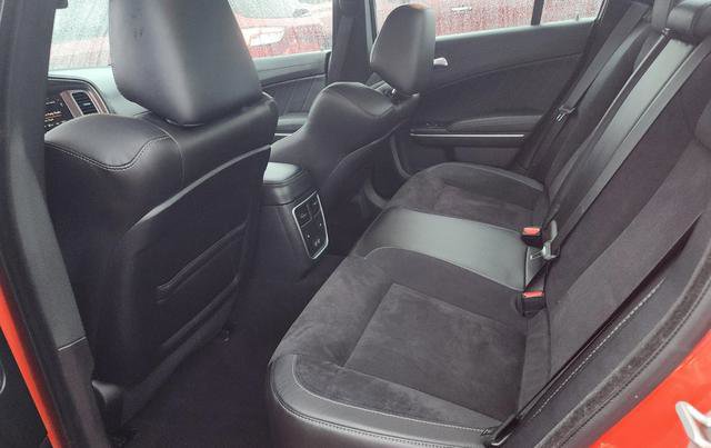 Used 2022 Dodge Charger Scat Pack RWD image 9