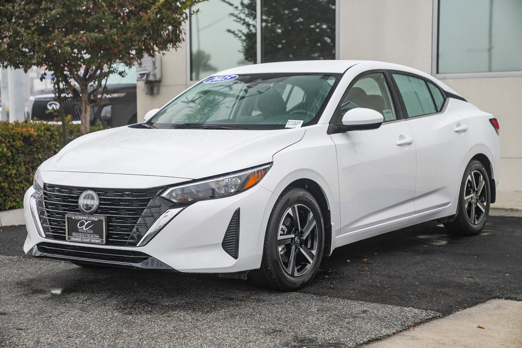 Used 2025 Nissan Sentra SV w/ All-Weather Package image 3