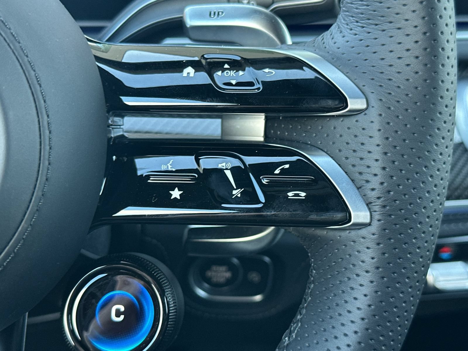 New 2026 Mercedes-Benz GLE 63 AMG S image 28
