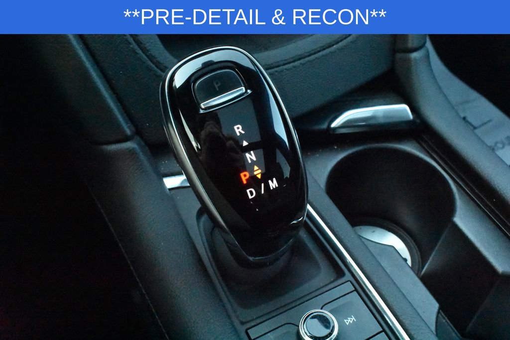 Used 2024 Cadillac XT6 Sport w/ LPO, Floor Liner Package AWD/4WD image 17