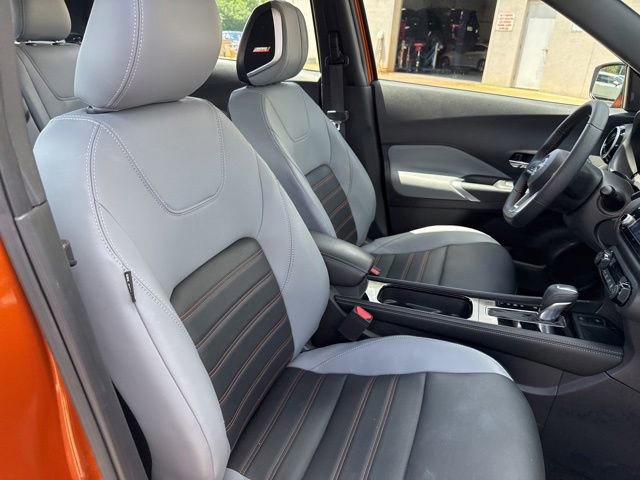 Used 2024 Nissan Kicks SR w/ SR Premium Package FWD image 13