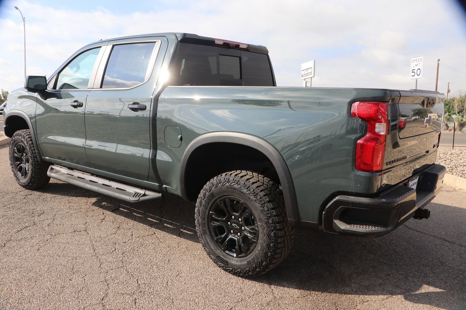 New 2026 Chevrolet Silverado 1500 ZR2 image 5