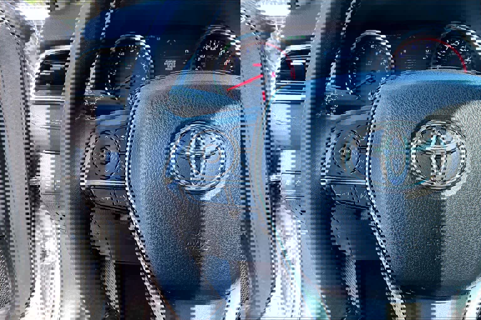 Used 2018 Toyota Camry XSE w/ Audio Package FWD image 25