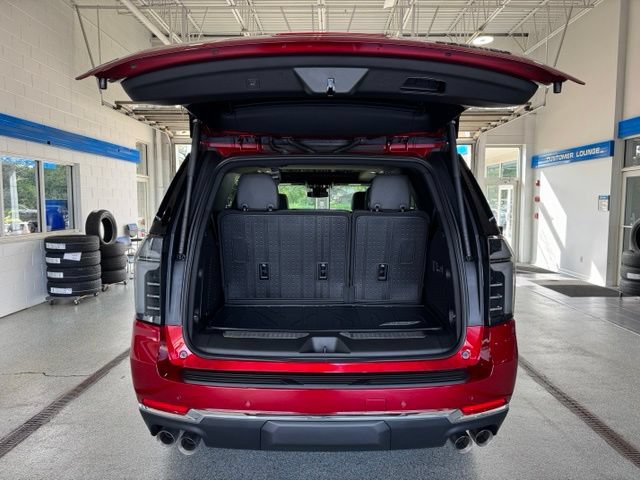 New 2026 Chevrolet Tahoe Premier AWD/4WD image 13