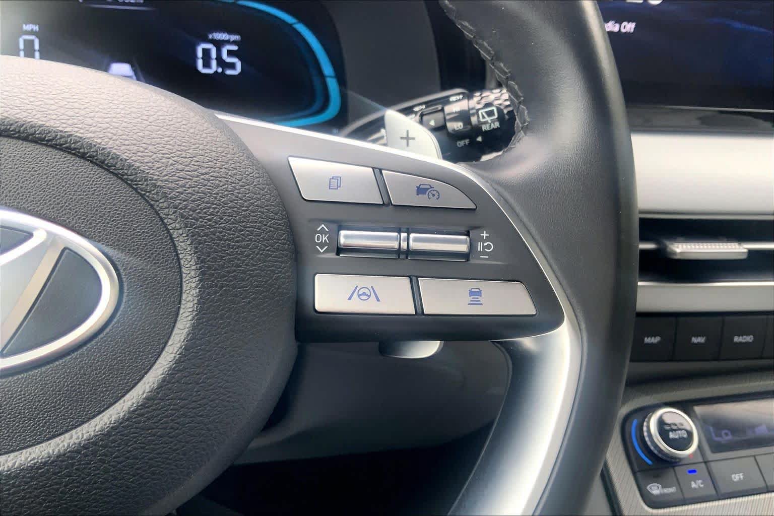 Used 2025 Hyundai Palisade SEL FWD image 23