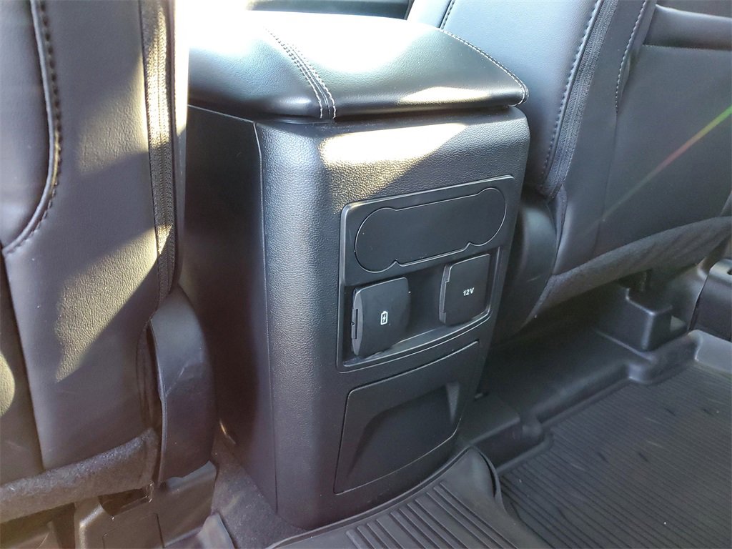 Used 2023 Ford Explorer XLT w/ Equipment Group 202A image 27