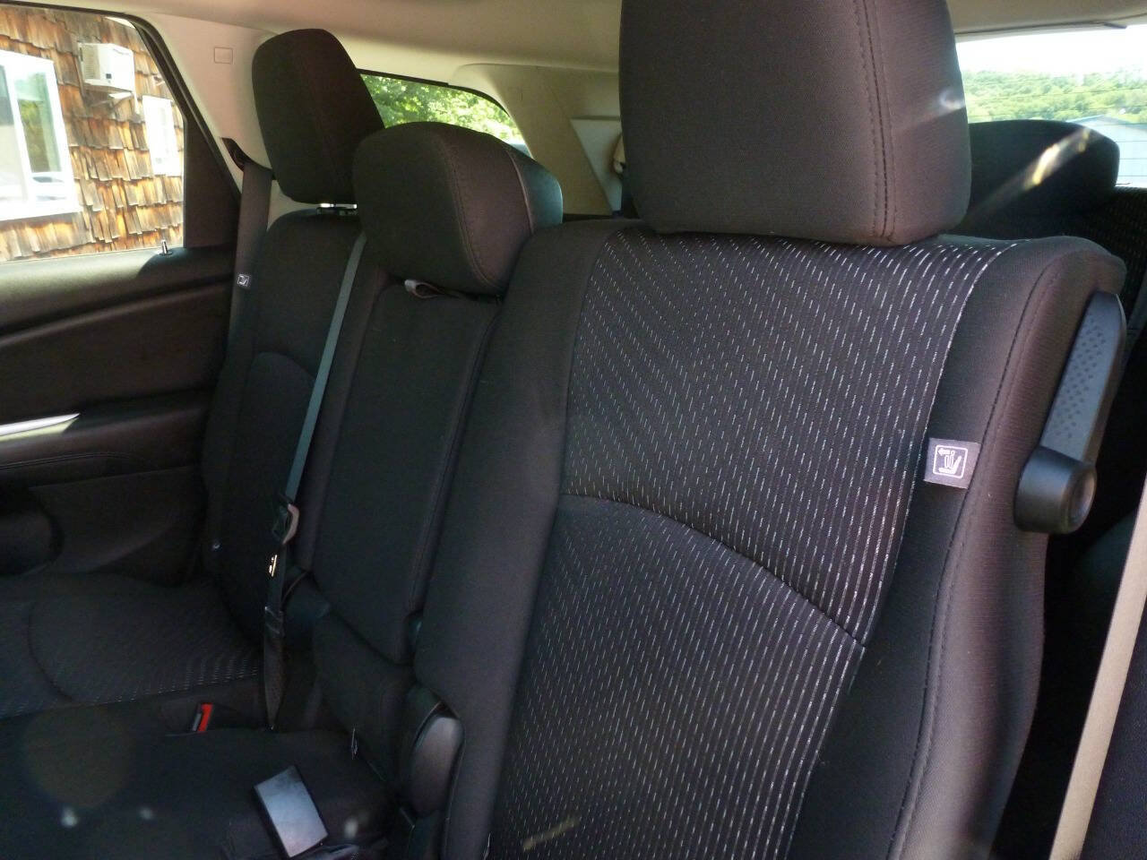 Used 2018 Dodge Journey SE w/ Connectivity Group FWD image 18
