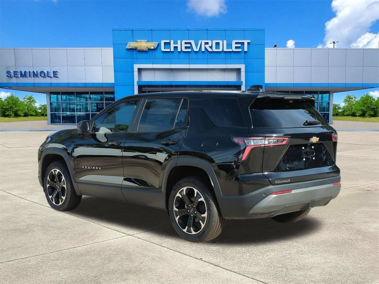 New 2027 Chevrolet Equinox LT w/ Safety and Technology Package FWD image 3