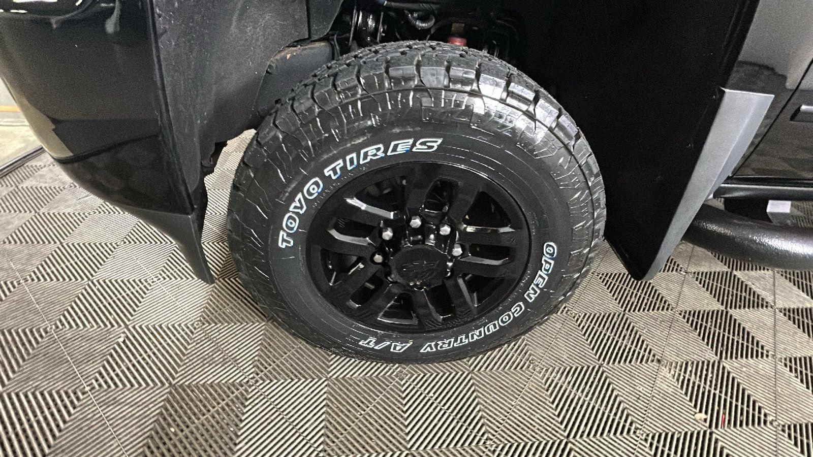 Used 2017 Chevrolet Silverado 2500 LTZ w/ Duramax Plus Package AWD/4WD image 11