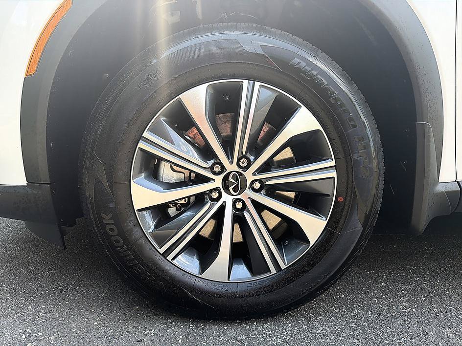New 2027 INFINITI QX60 Pure AWD/4WD image 9