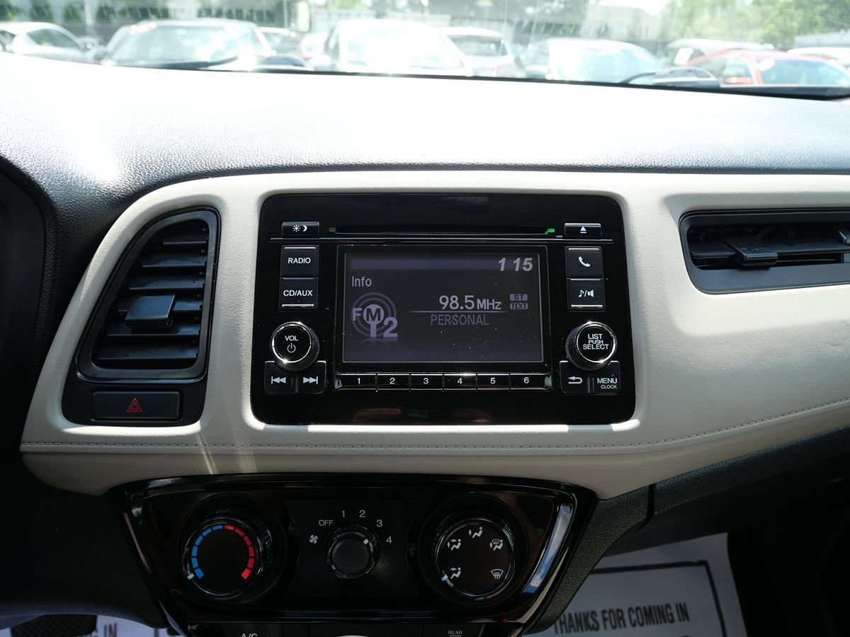 Used 2018 Honda HR-V LX image 14