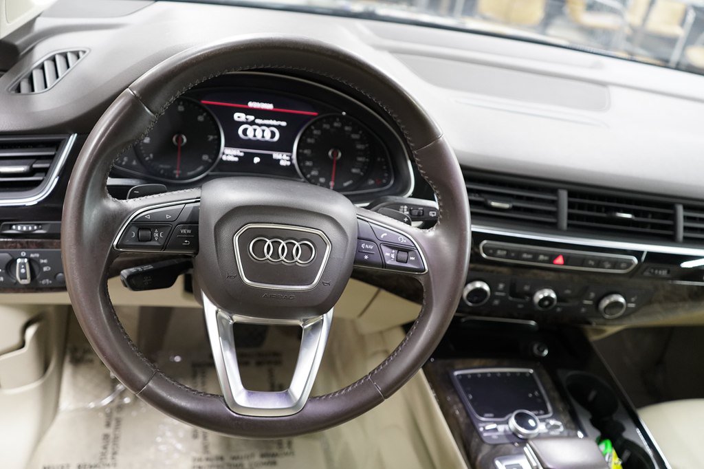 Used 2018 Audi Q7 3.0T Premium Plus AWD/4WD image 27
