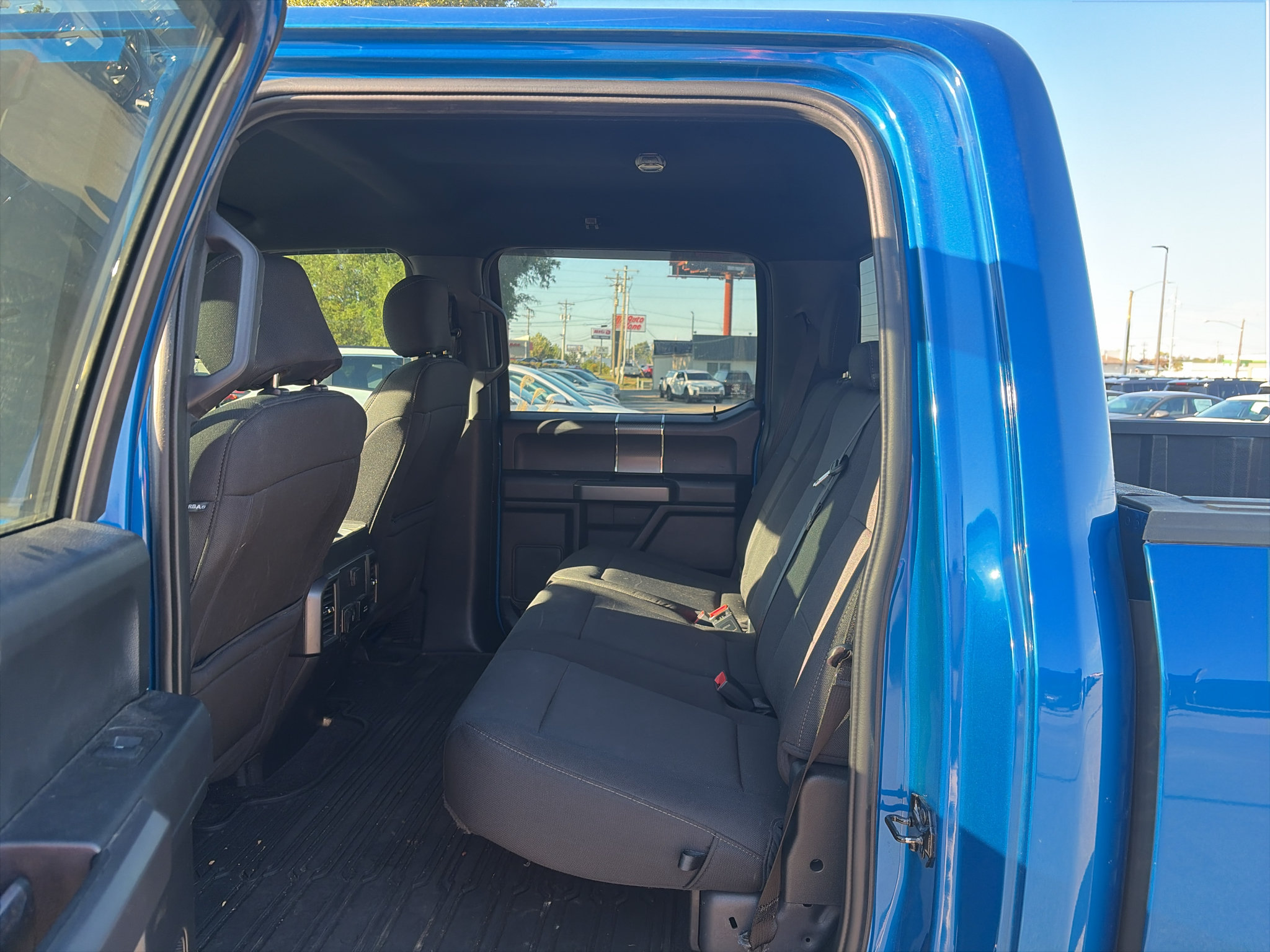 Used 2020 Ford F150 XLT w/ Equipment Group 302A Luxury AWD/4WD image 11