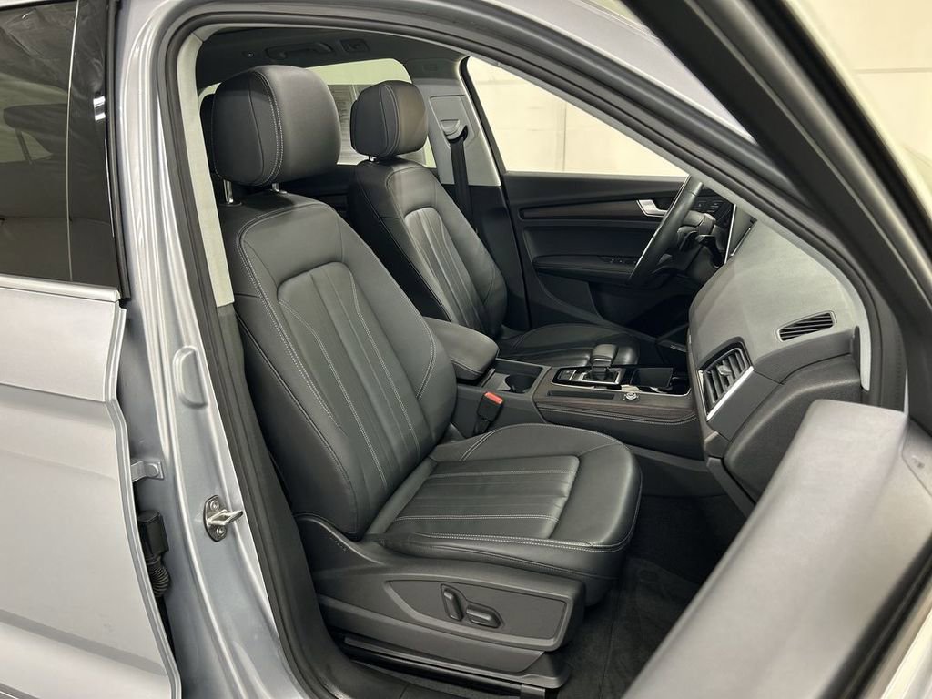 Used 2023 Audi Q5 2.0T Premium Plus w/ Premium Plus Package image 24