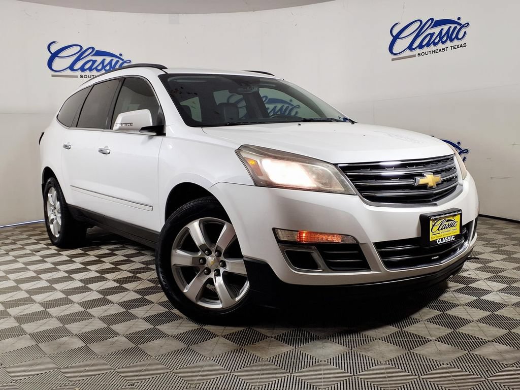 Used 2016 Chevrolet Traverse LTZ FWD image 1