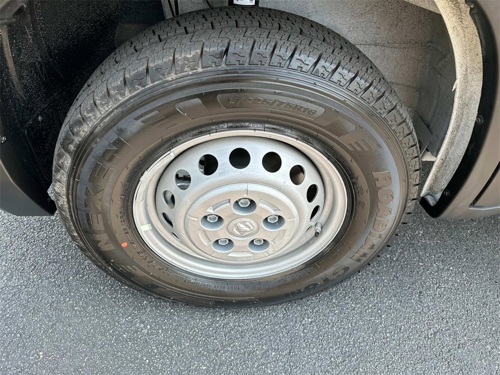 New 2024 RAM ProMaster 3500 w/ Convenience Group image 11