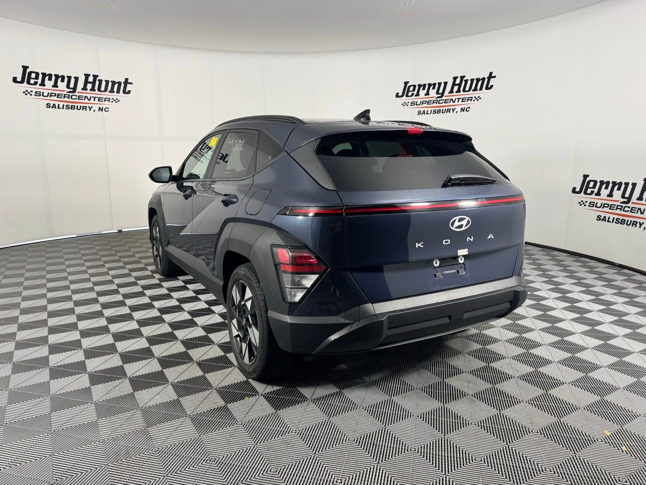 Used 2025 Hyundai Kona SEL image 10